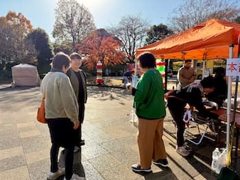 Image /static/img/marche/19th-christmas/landscape/IMG_3422.jpeg