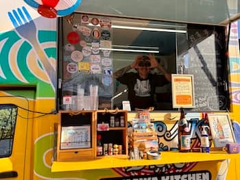 Image /static/img/marche/19th-christmas/landscape/IMG_3435.jpeg