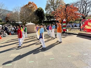 Image /static/img/marche/19th-christmas/landscape/IMG_3452.jpeg