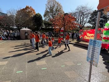 Image /static/img/marche/19th-christmas/landscape/IMG_3462.jpeg