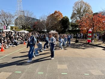 Image /static/img/marche/19th-christmas/landscape/IMG_3469.jpeg