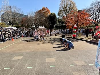 Image /static/img/marche/19th-christmas/landscape/IMG_3472.jpeg