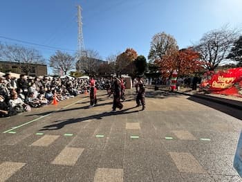 Image /static/img/marche/19th-christmas/landscape/IMG_3481.jpeg