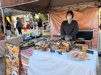 Image /static/img/marche/19th-christmas/landscape/IMG_3496.jpeg