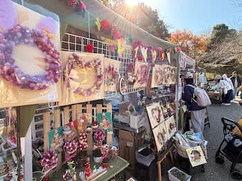 Image /static/img/marche/19th-christmas/landscape/IMG_3500.jpeg