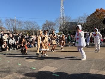 Image /static/img/marche/19th-christmas/landscape/IMG_3535.jpeg