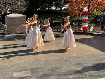 Image /static/img/marche/19th-christmas/landscape/IMG_3561.jpeg