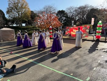 Image /static/img/marche/19th-christmas/landscape/IMG_3572.jpeg