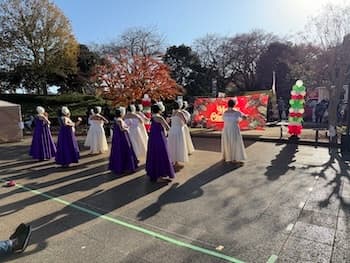 Image /static/img/marche/19th-christmas/landscape/IMG_3574.jpeg